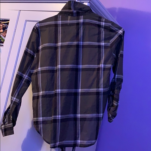 a olive green flannel xs - Picture 2 of 3